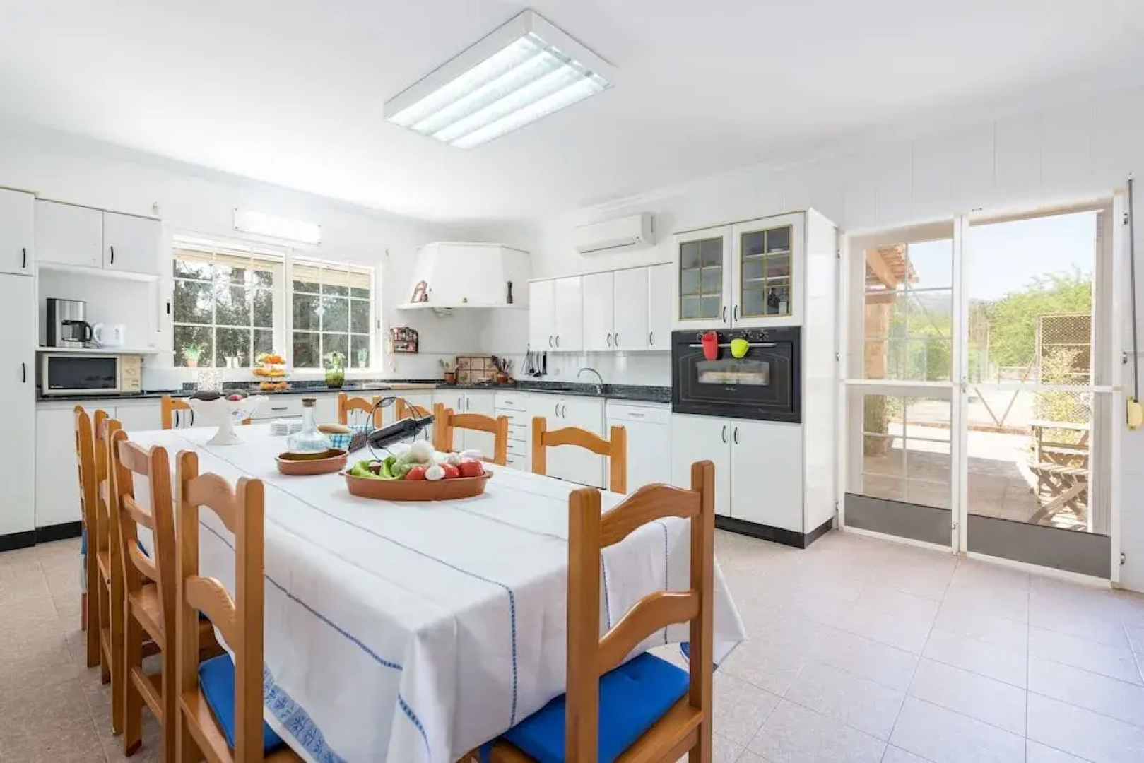 Villa in Campanet With Private Pool & Tennis