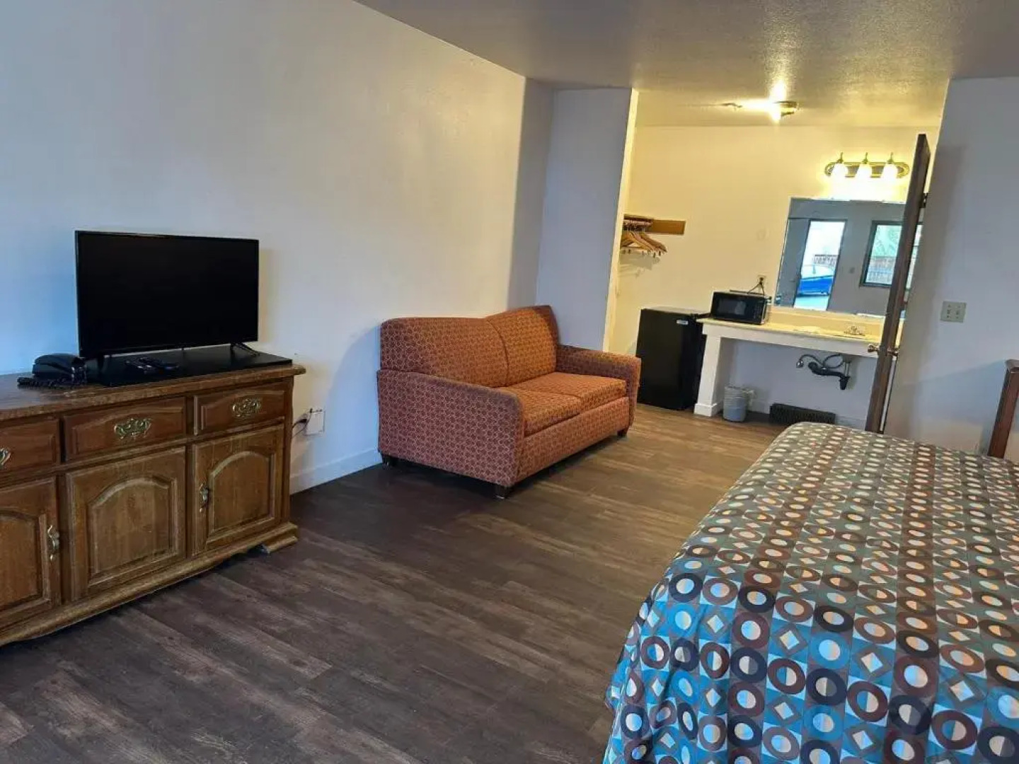 Hotel O Rama Inn & RV Park