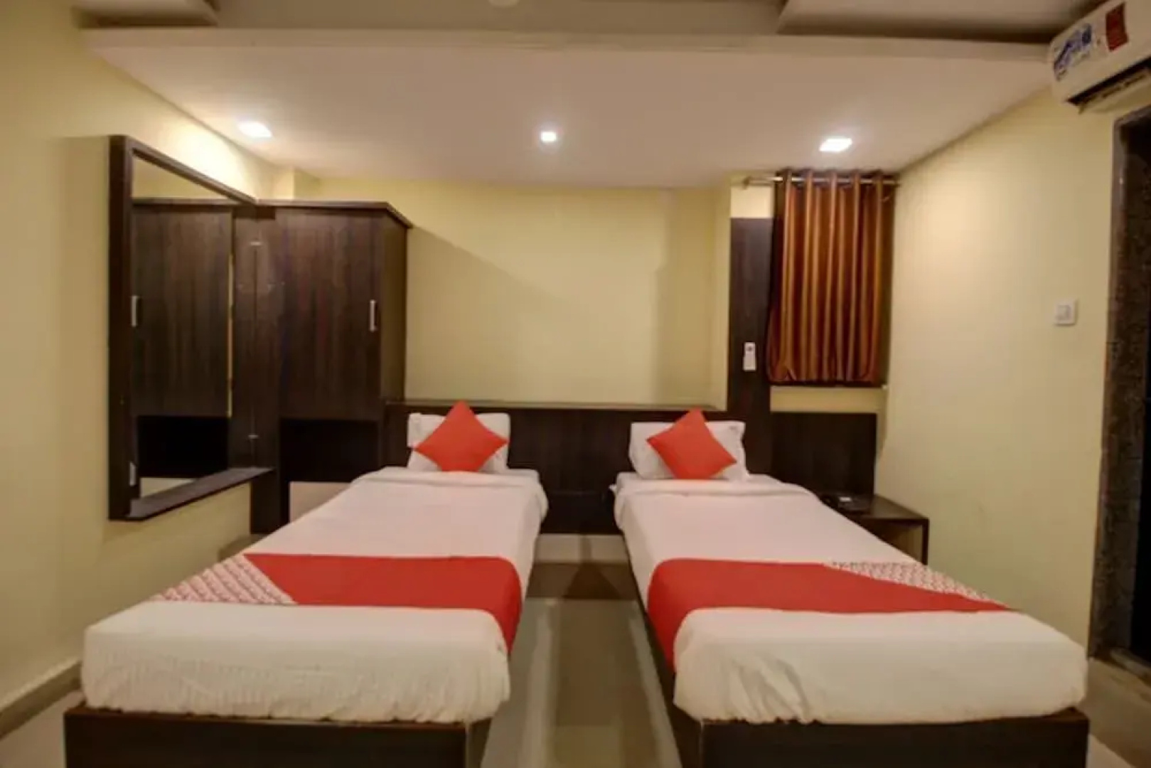 Hotel Surya Yatri Niwas by OYO Rooms