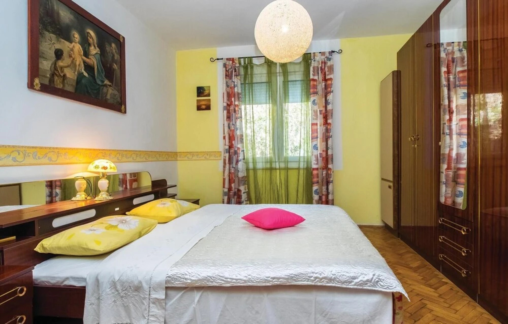 Nice Home in Jesenice With Wifi and 2 Bedrooms