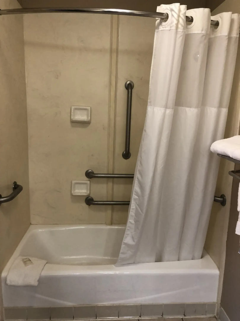 Quality Inn Clinton - Laurens I-26