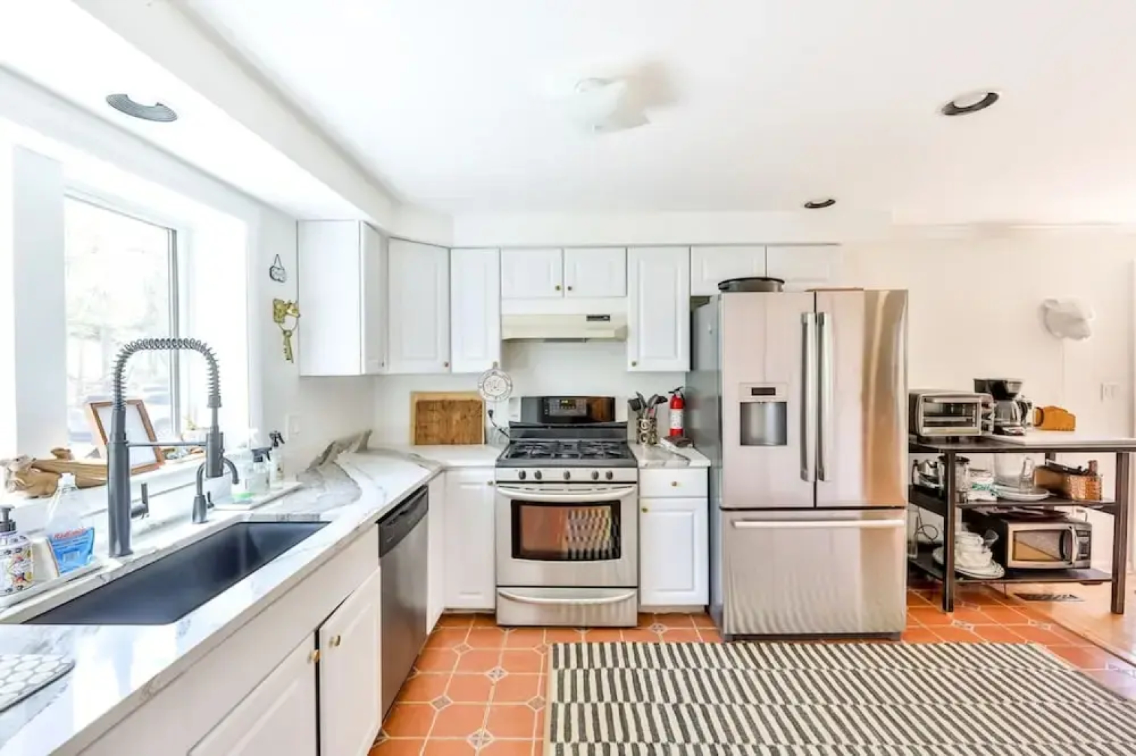 Hunter Mountain Ski House - Tesla Charger