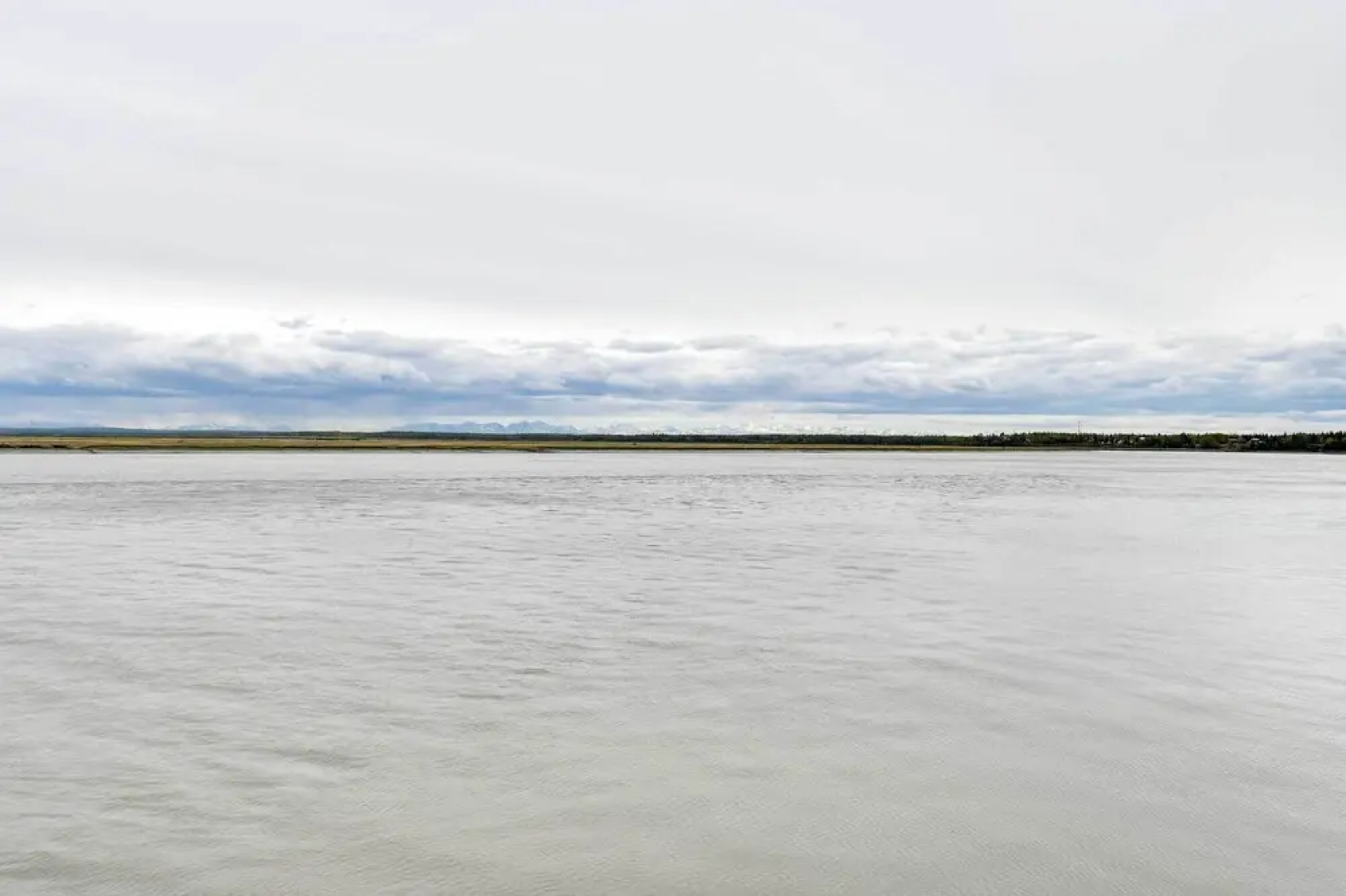 Waterfront Kenai Townhome < 1 Mi to Beach!