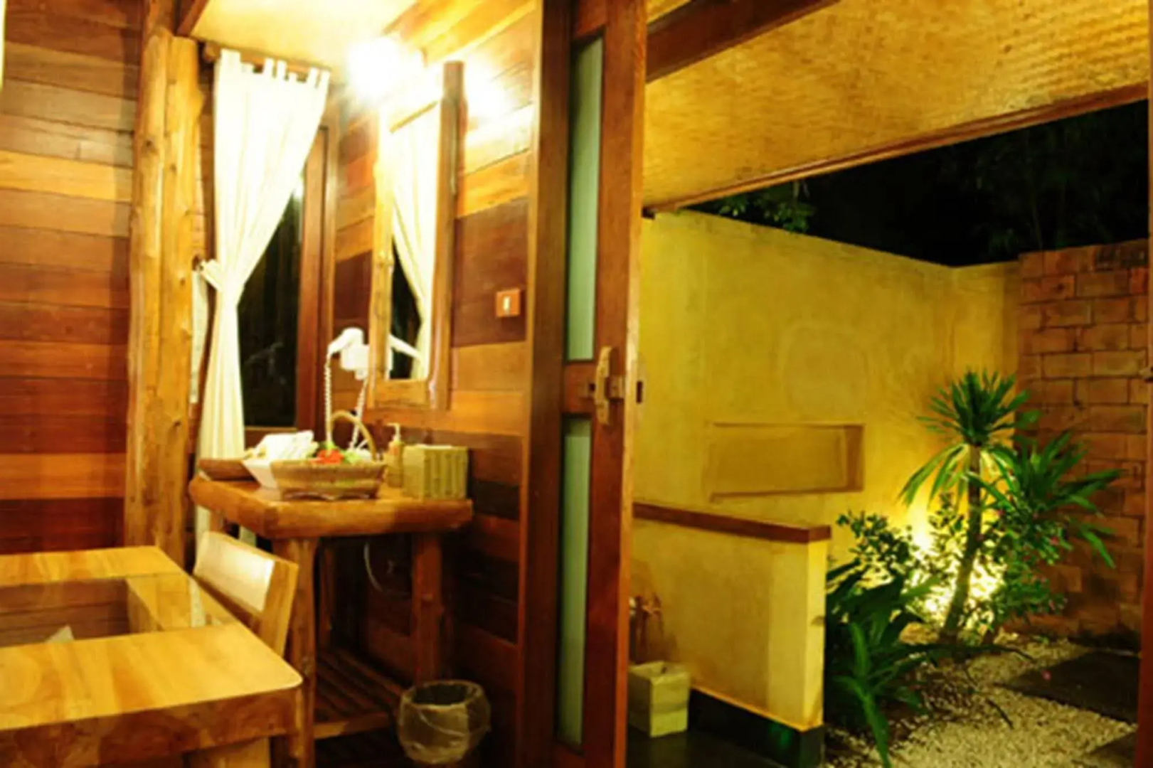 Keeree Waree Seaside Villa
