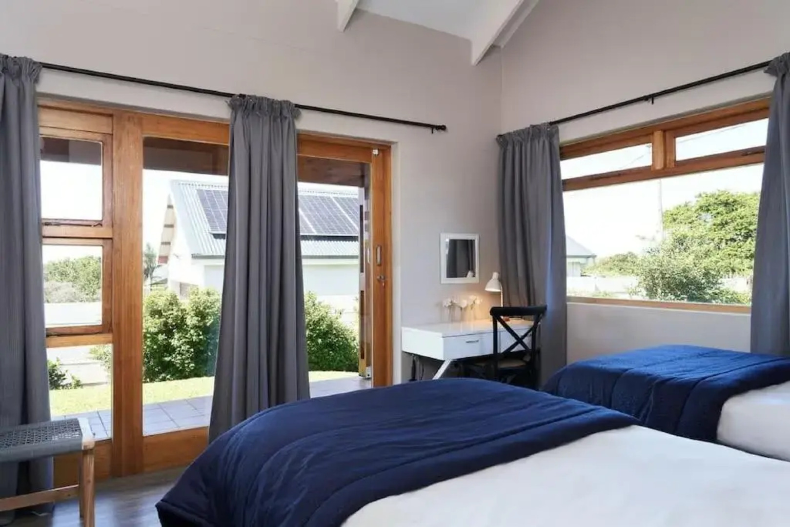 HERON COTTAGE - for your seaside holiday.