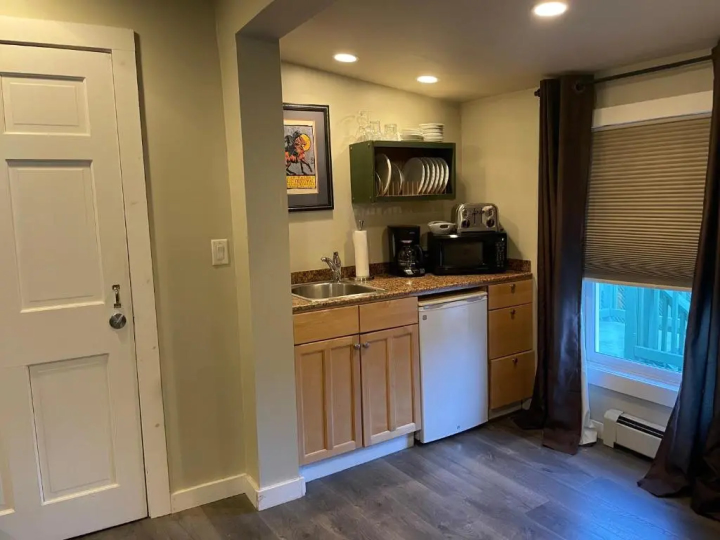 Village Inn Saugerties