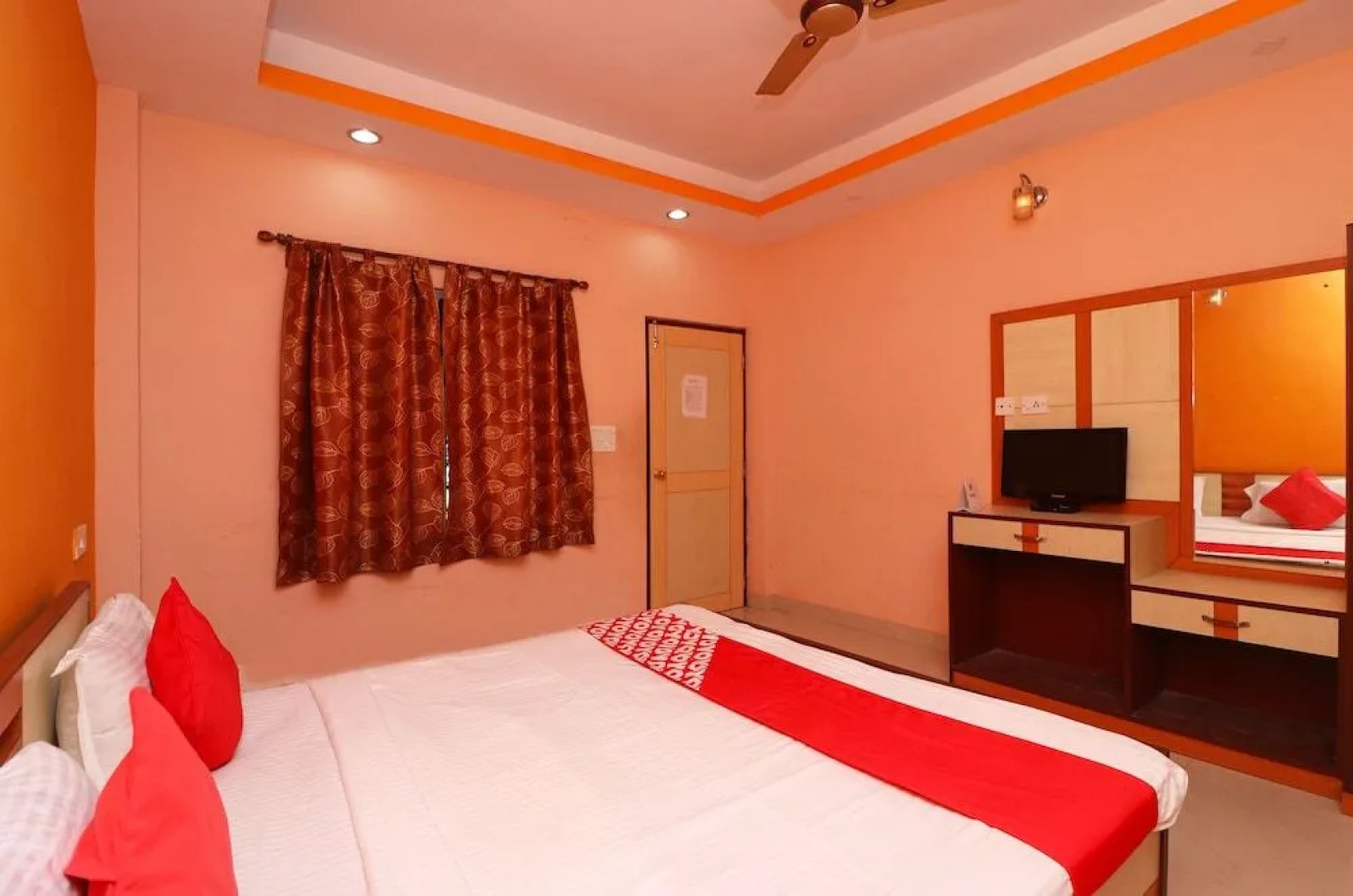 OYO 22068 Sagar Kinare