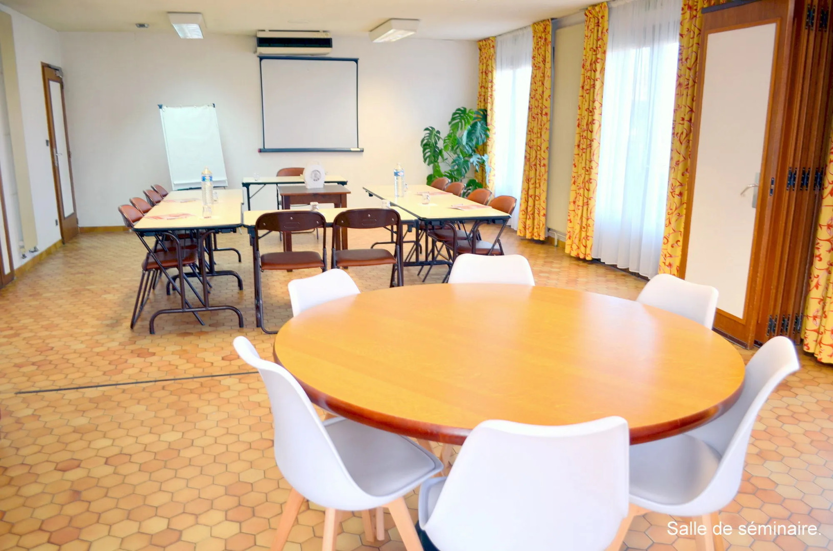 Hotel Initial by Balladins La Roche-sur-Yon