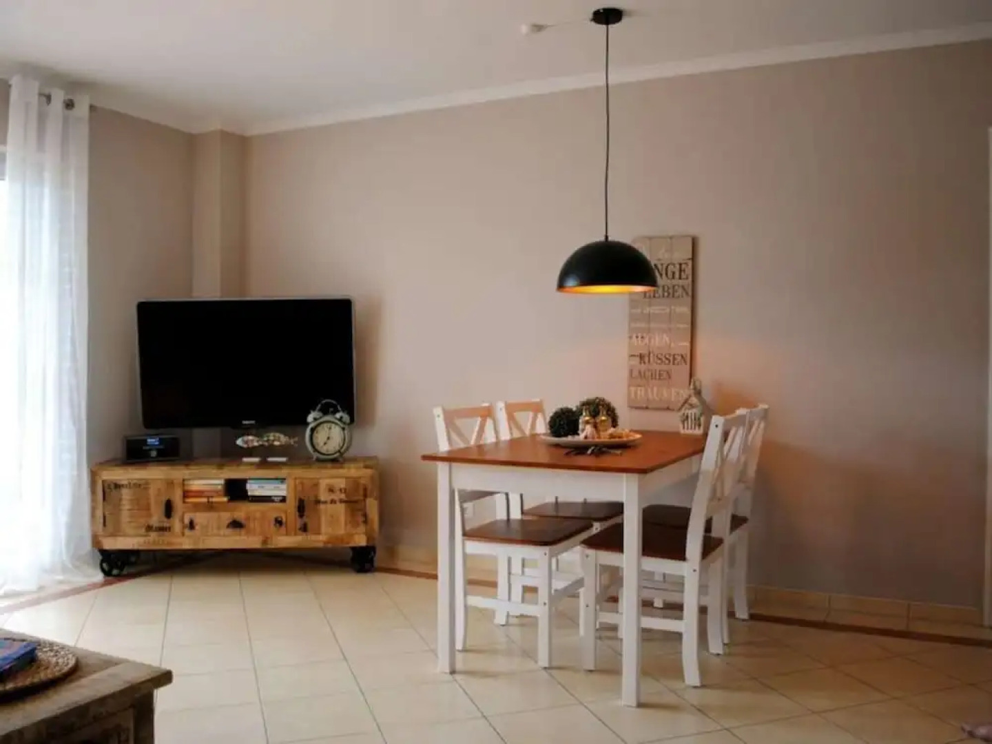 Holiday Apartment sea Breeze