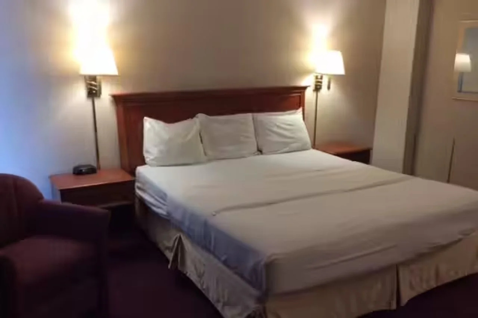 Howard Johnson by Wyndham Benton Harbor/St. Joseph