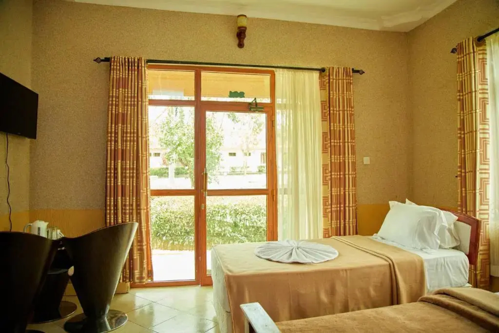 Mikumi Resort