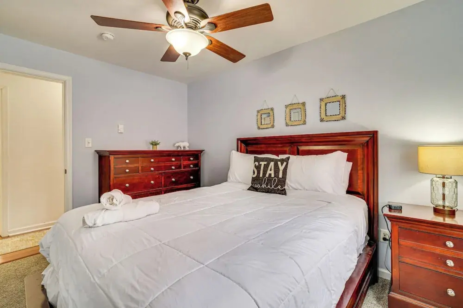 Hot Tub + Decks: Tree-lined Retreat in Pocono Lake