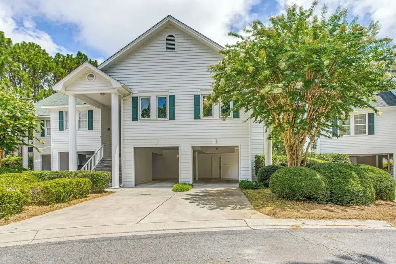 Marina & Pool: Roomy Golf-view Home in Southport