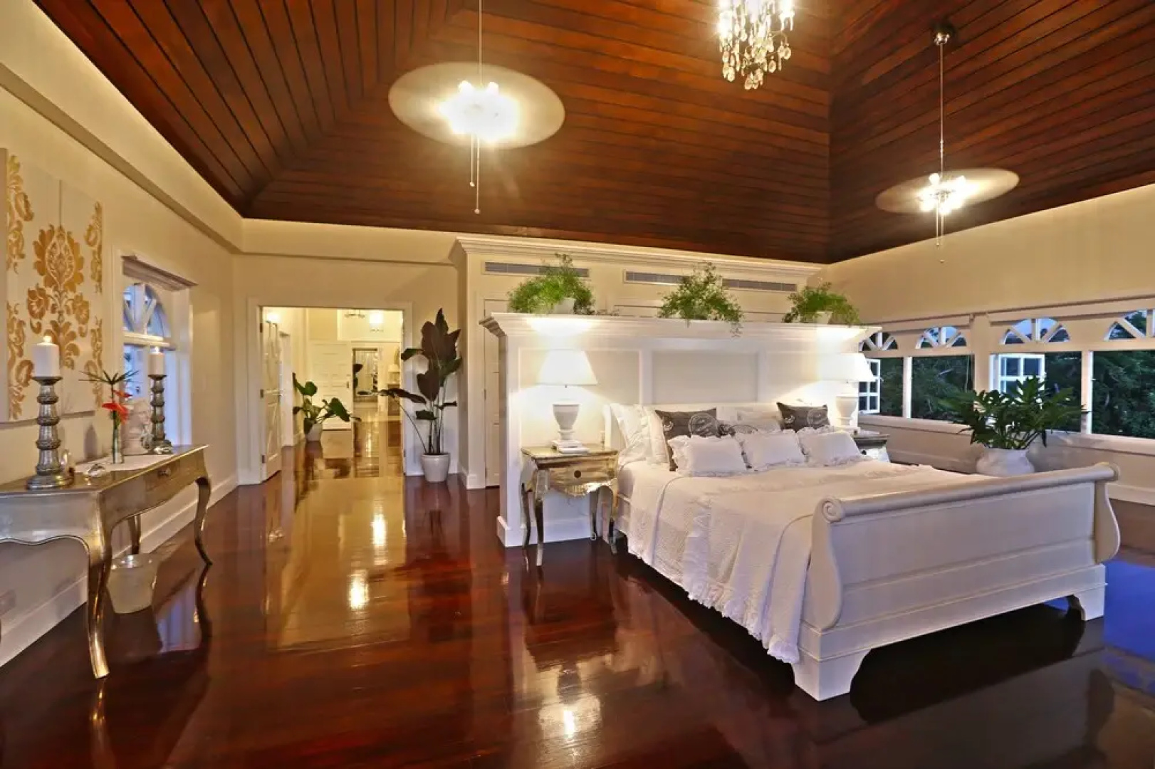 Villa Atlantis