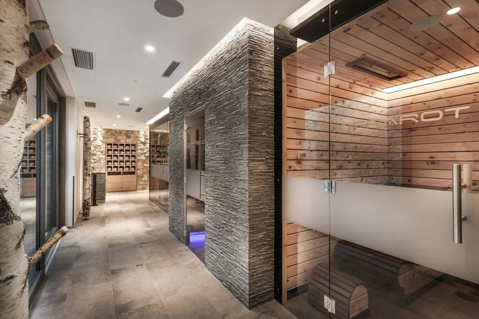 Eva Hof Lakeside Suites