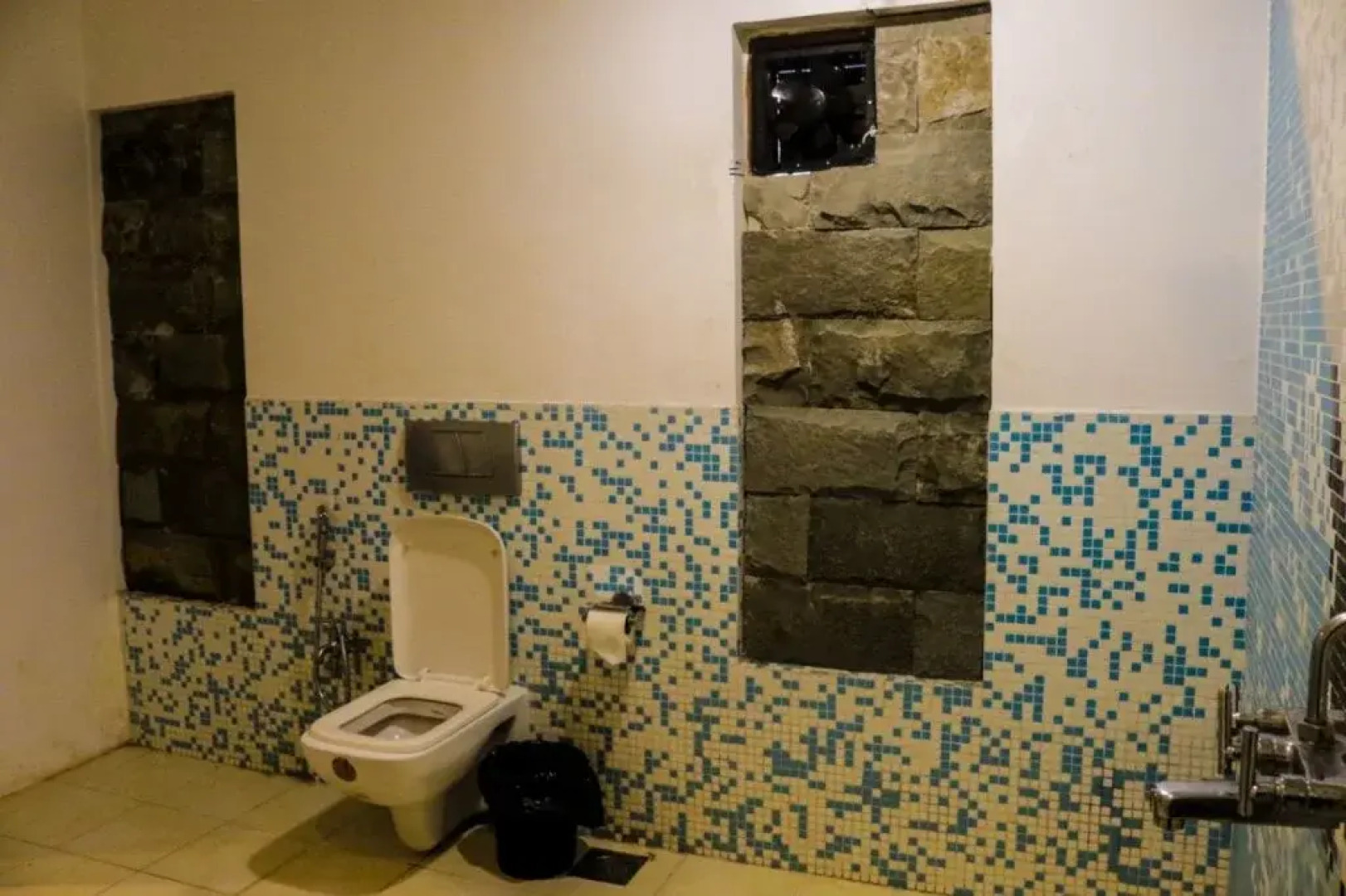 18 Degrees Beach Resort