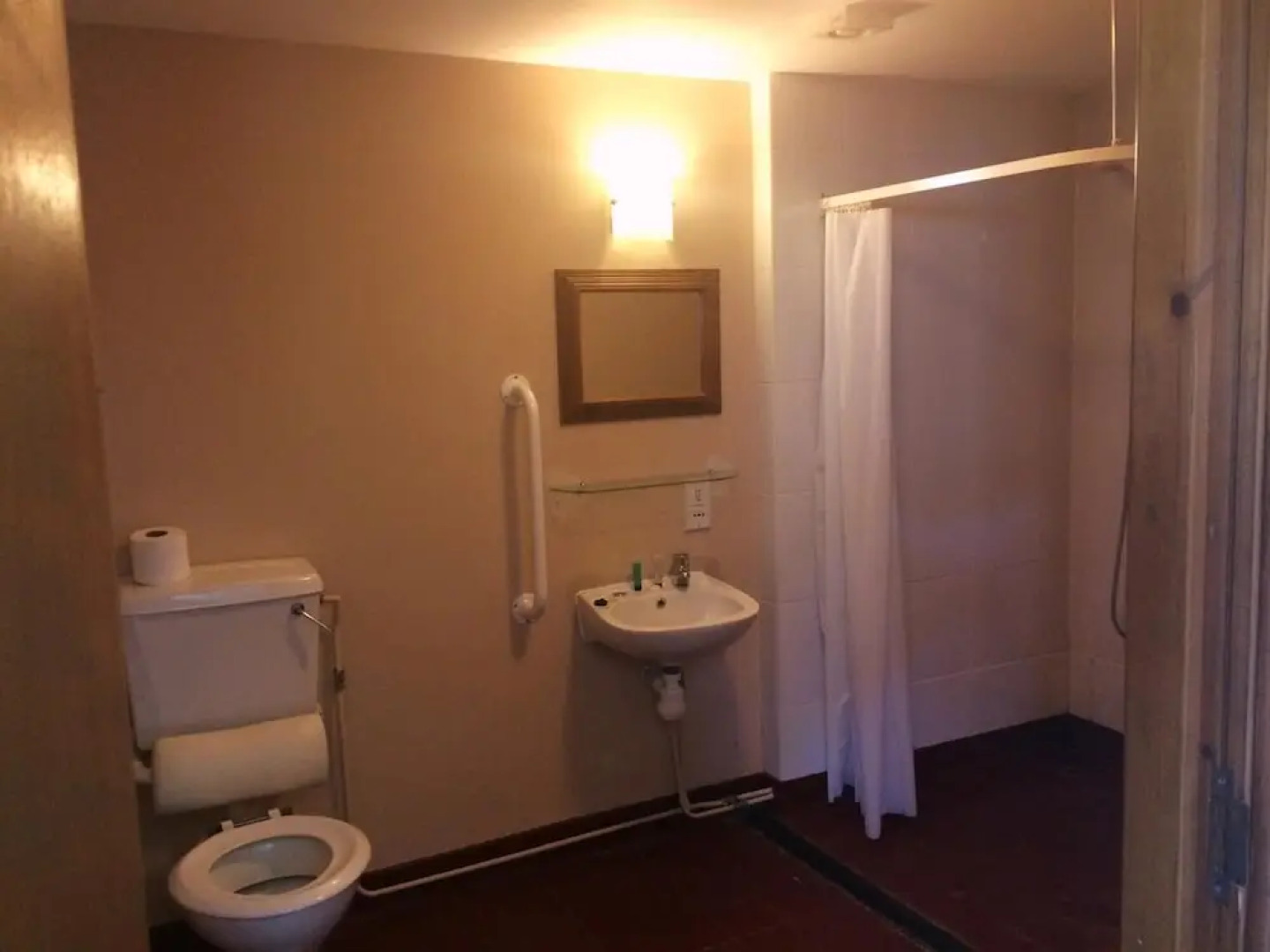 Gardeners Country Inn