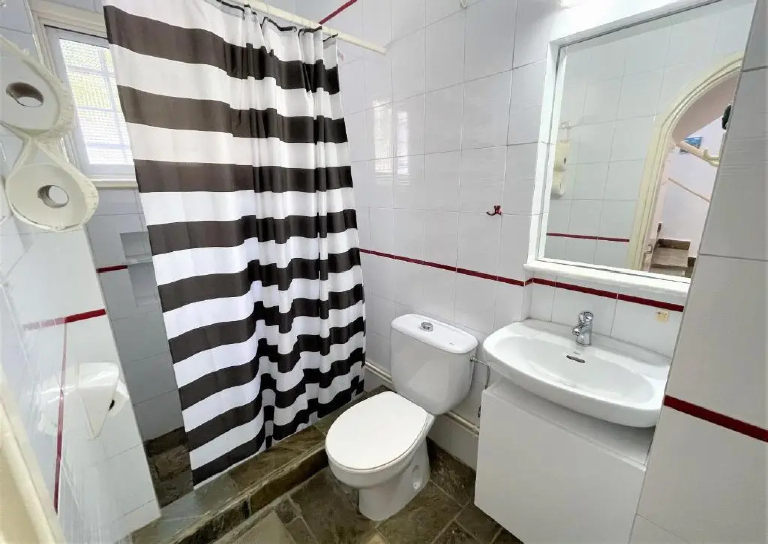 Blossom Holiday Villa DPS18