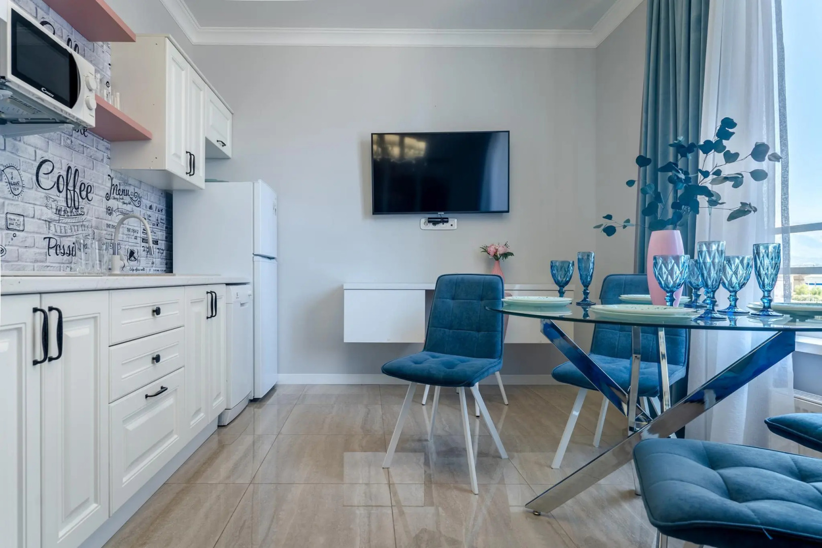 Sea Side Premium (Си Сайд Премиум) на улице 65 лет Победы 65/1