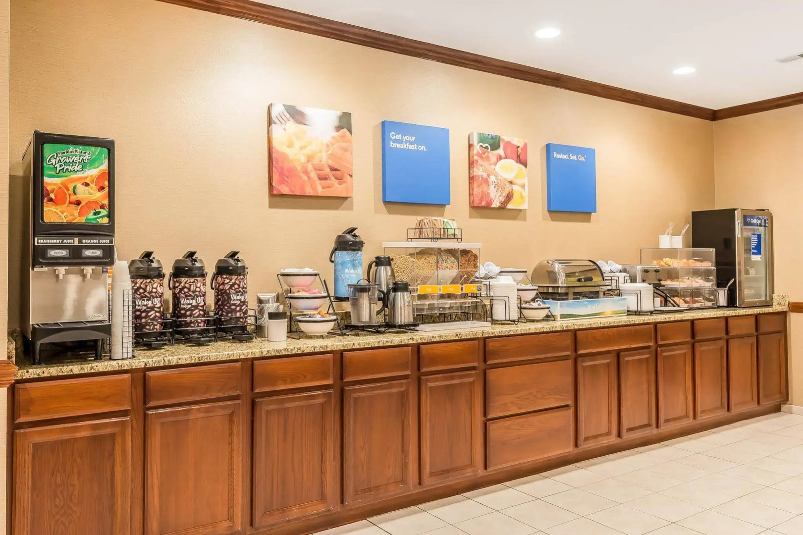 Comfort Inn & Suites