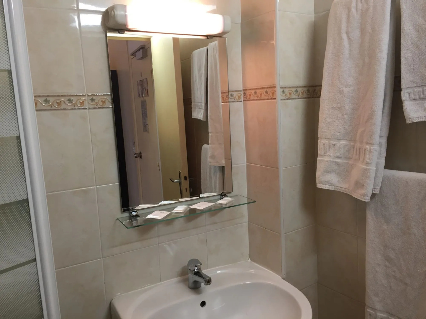 Hôtel des Pyrénées - Nation