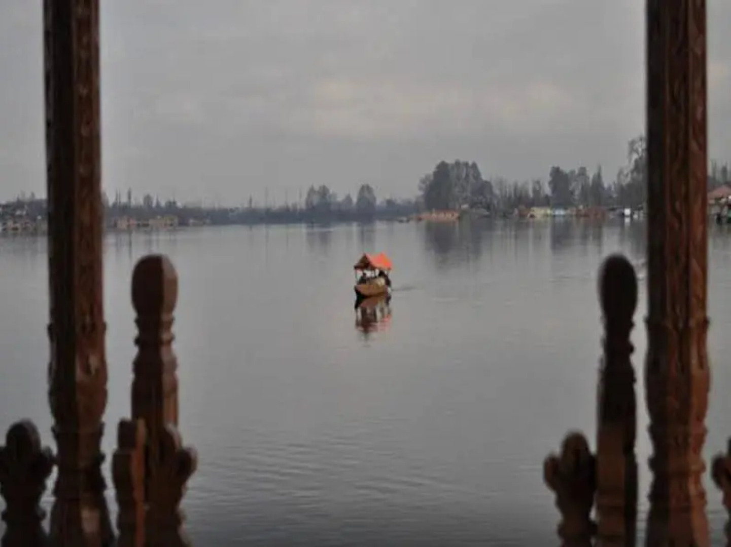 Floating Heaven Group of Houseboats