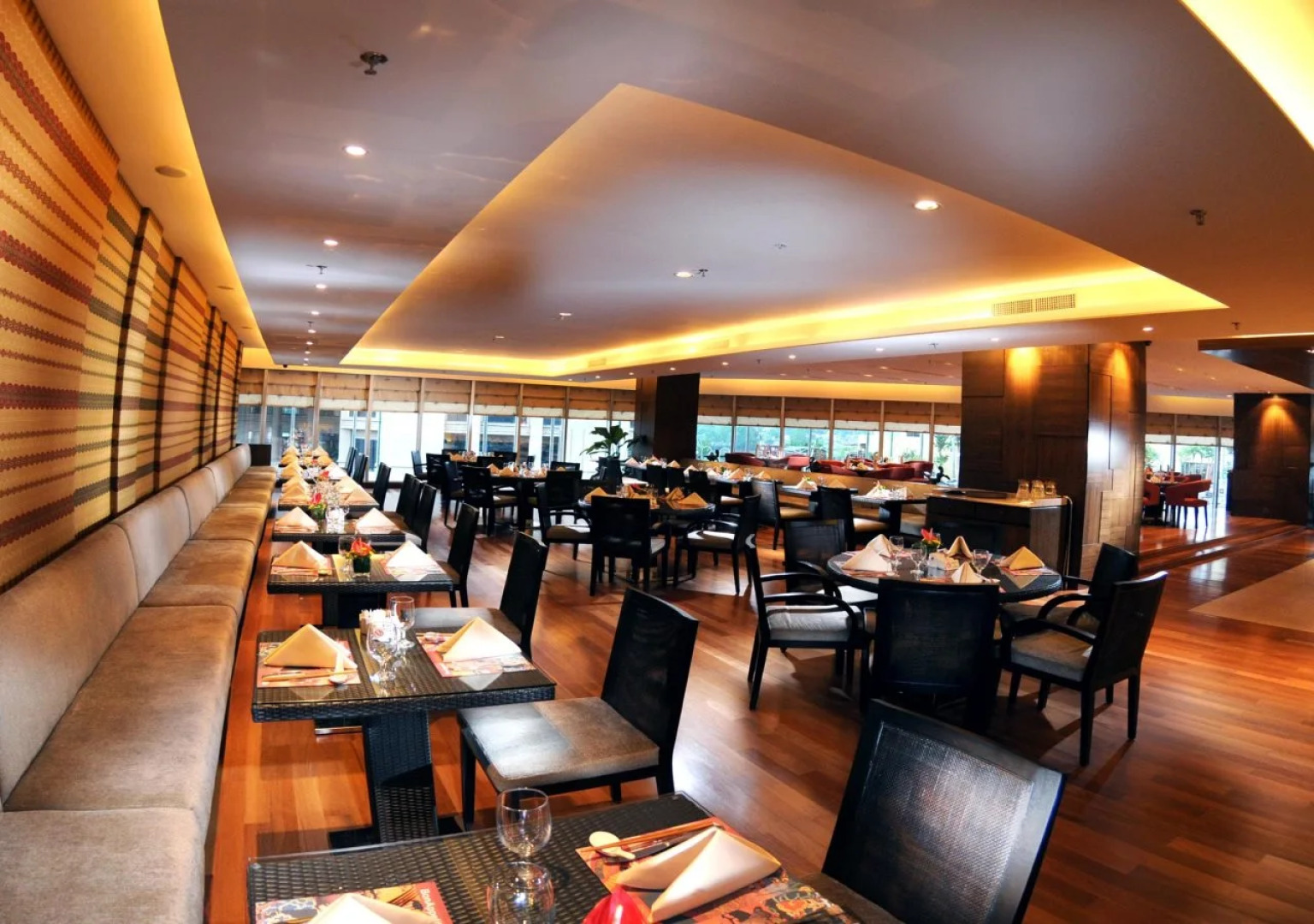 Puteri Wing, Riverside Majestic Hotel