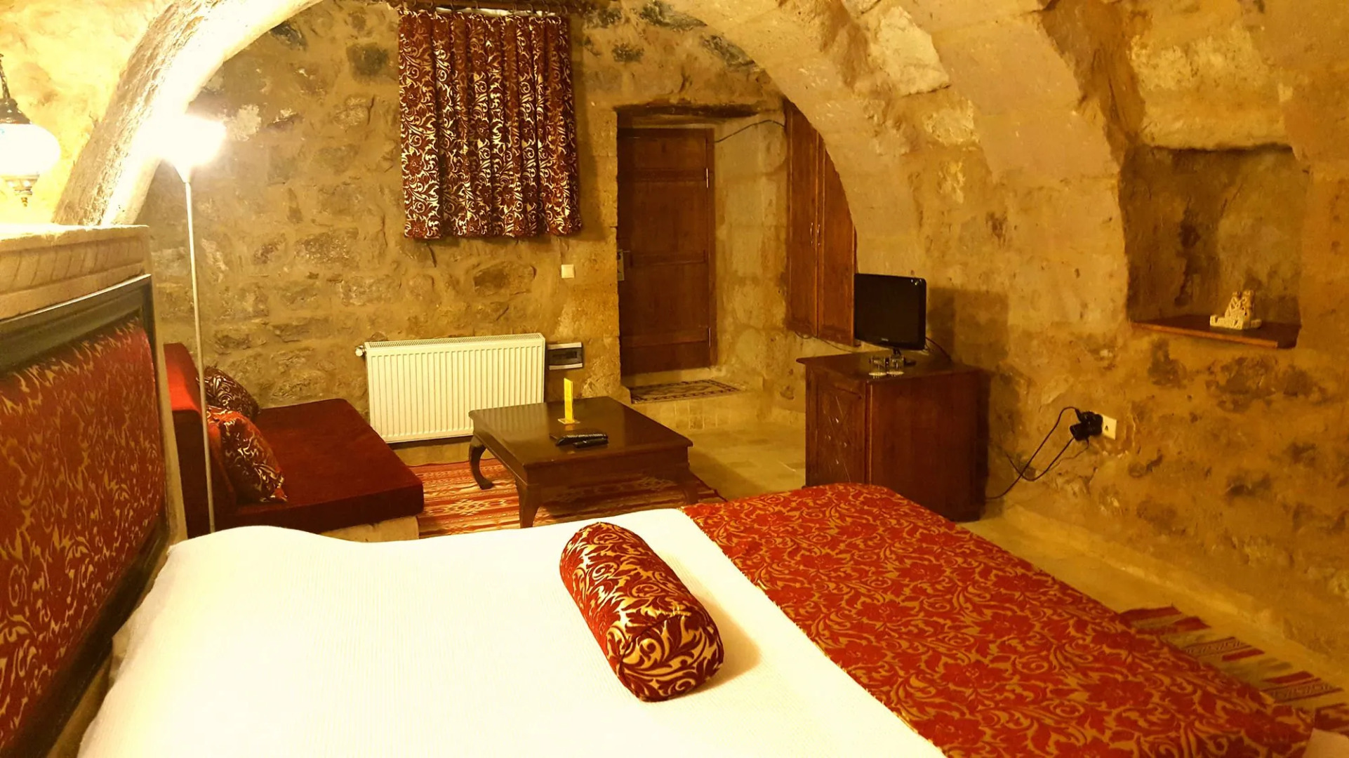 Monte Cappa Cave House