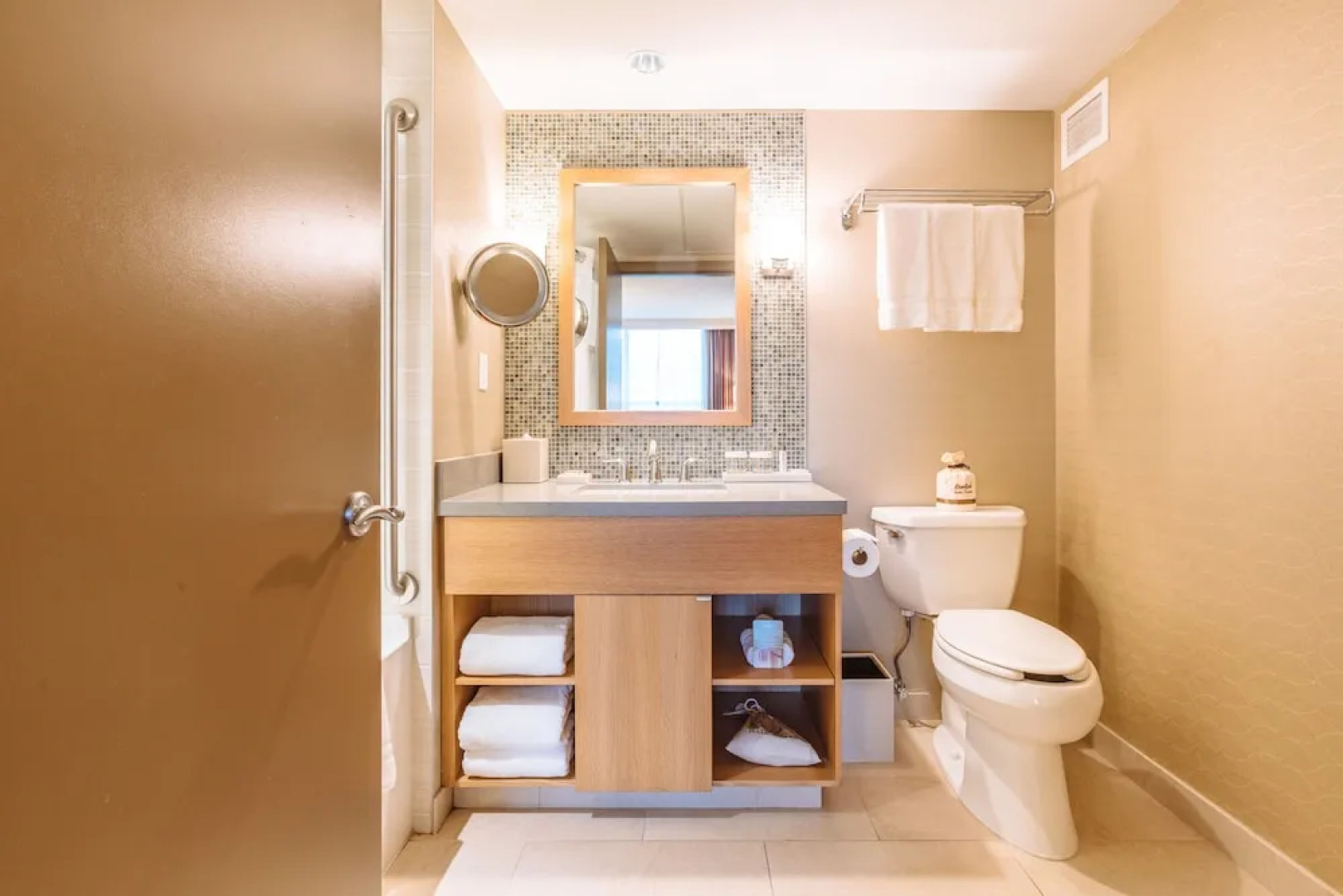 River Rock Casino Resort