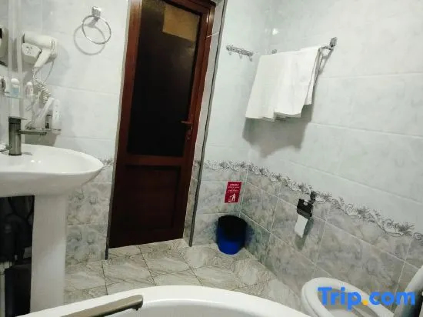 Ifor Hotel