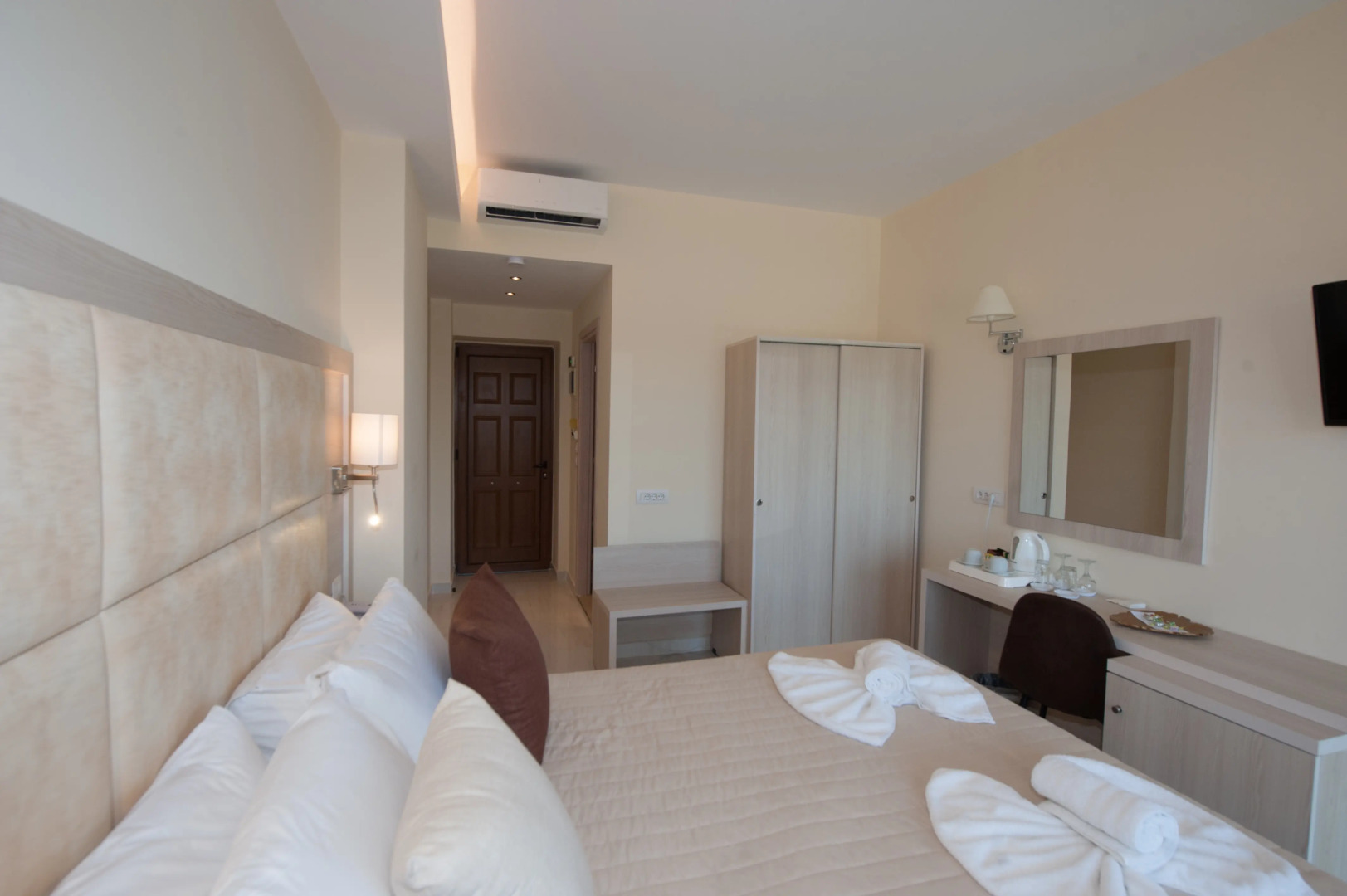 Brilliant Holiday Resort (Corfu)	