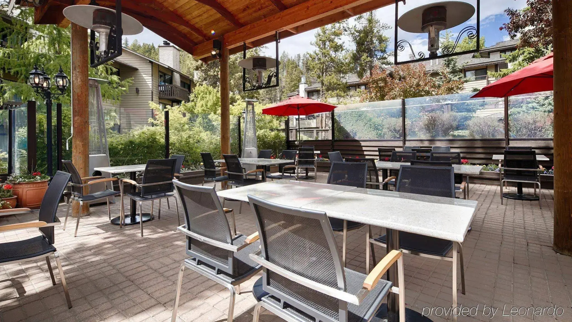 Jasper Inn & Suites by INNhotels