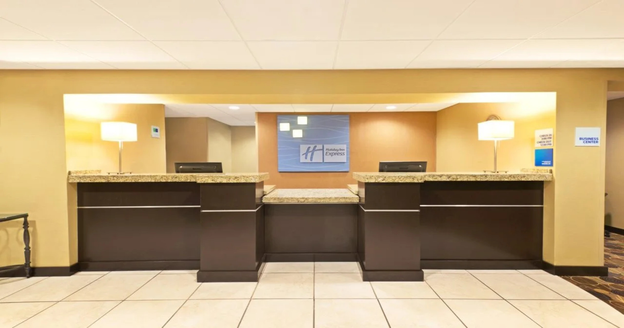 Holiday Inn Express Hotel & Suites Colby