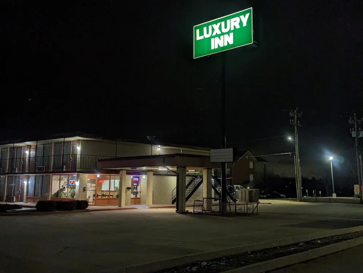 Luxury Inn