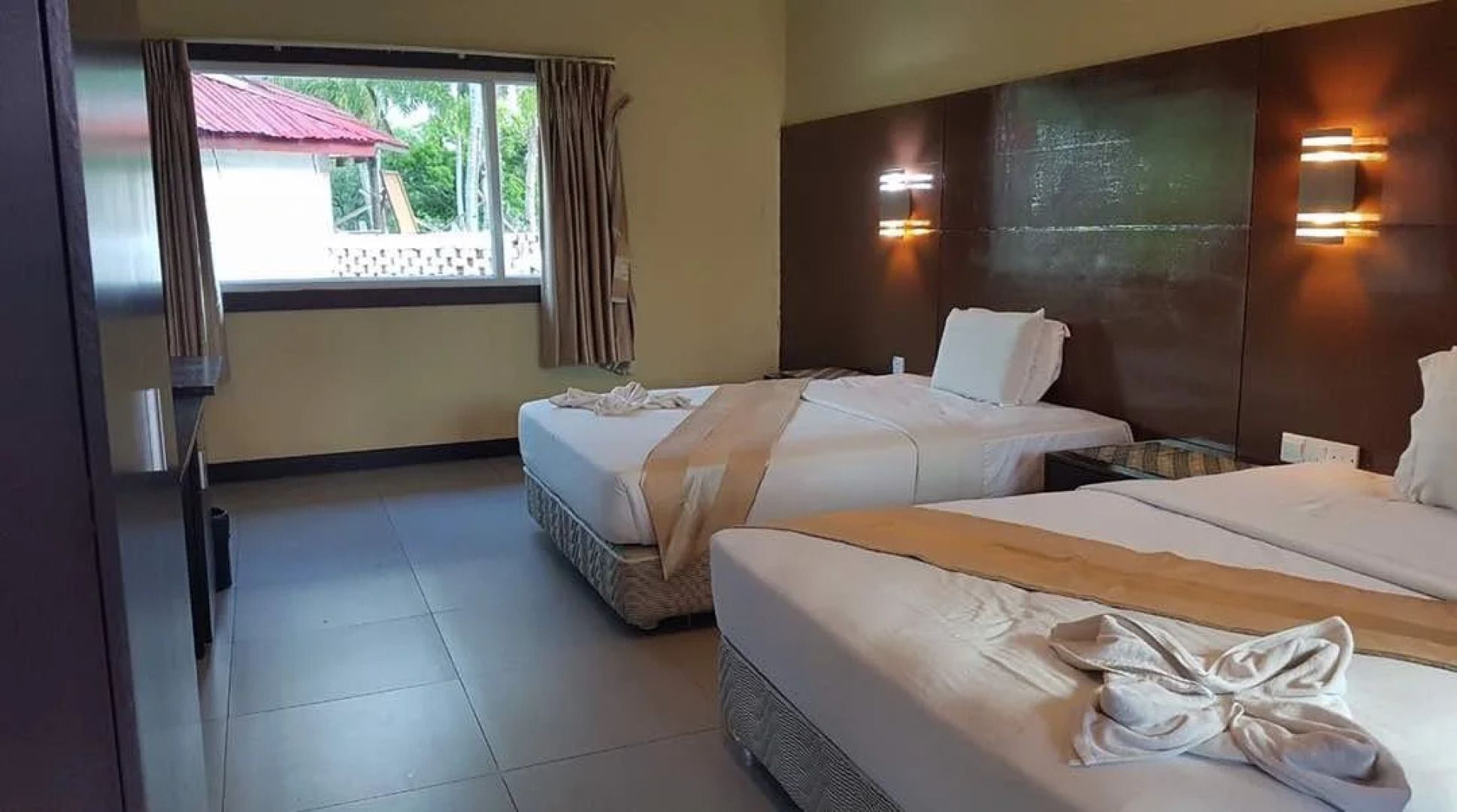 Western Beach Resort @ Mimpian, Tuaran