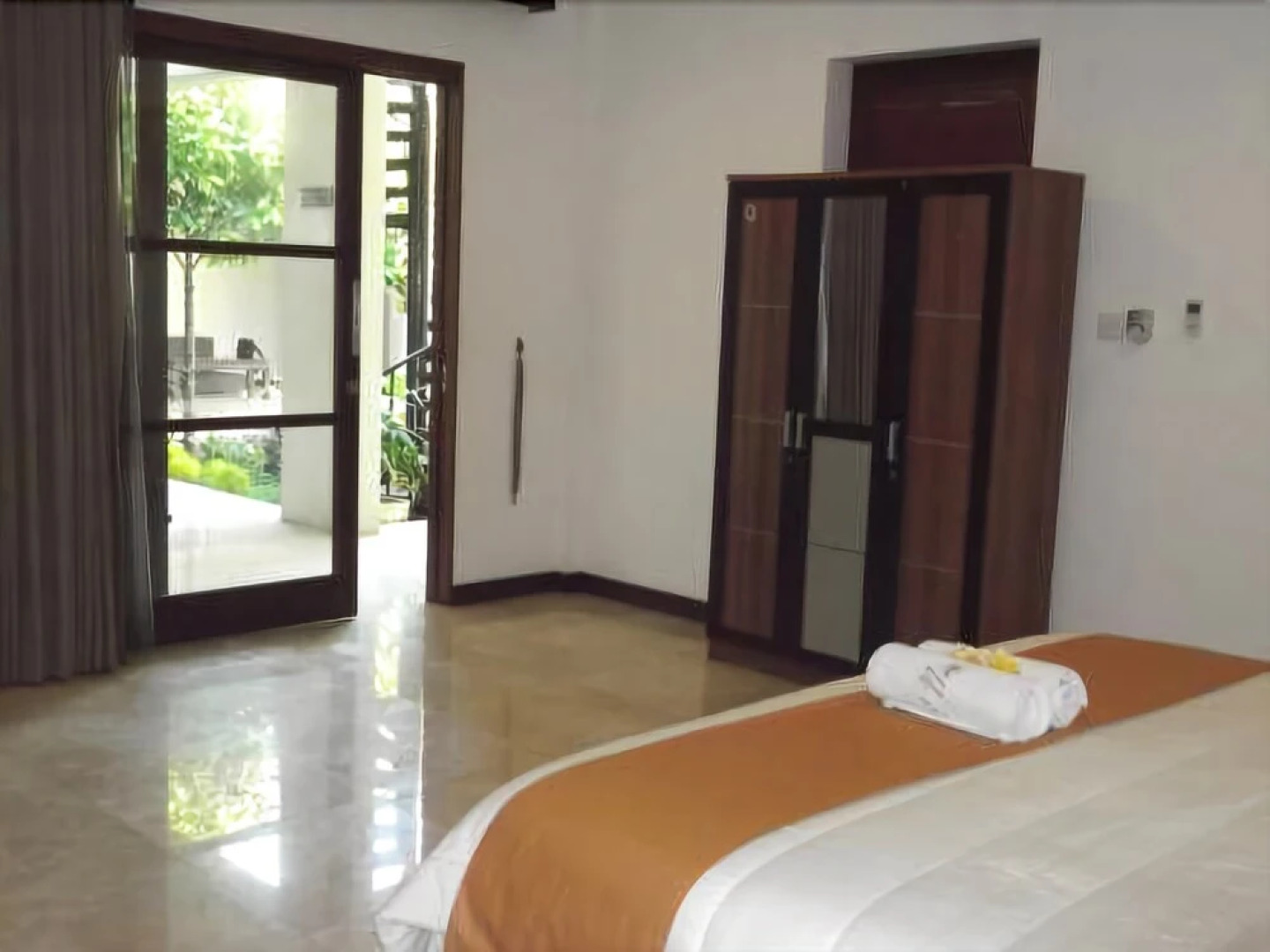 Villa Indah Batu Layar