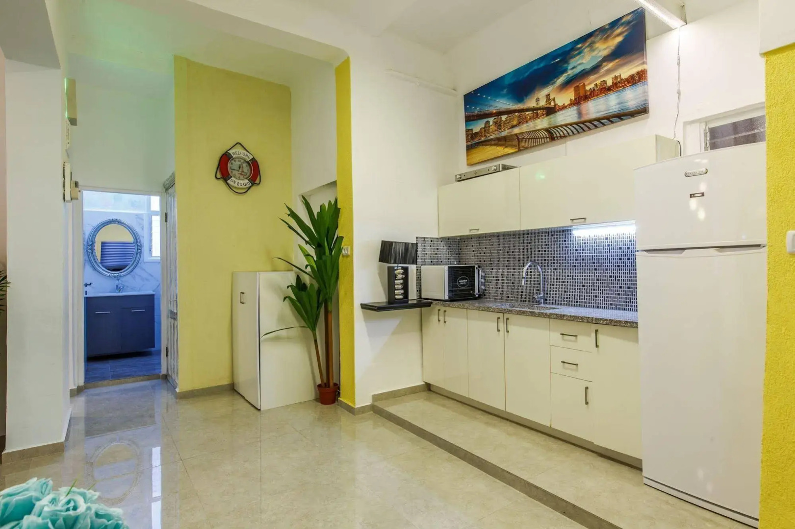 The Sea Apartments Tel Aviv by different locations