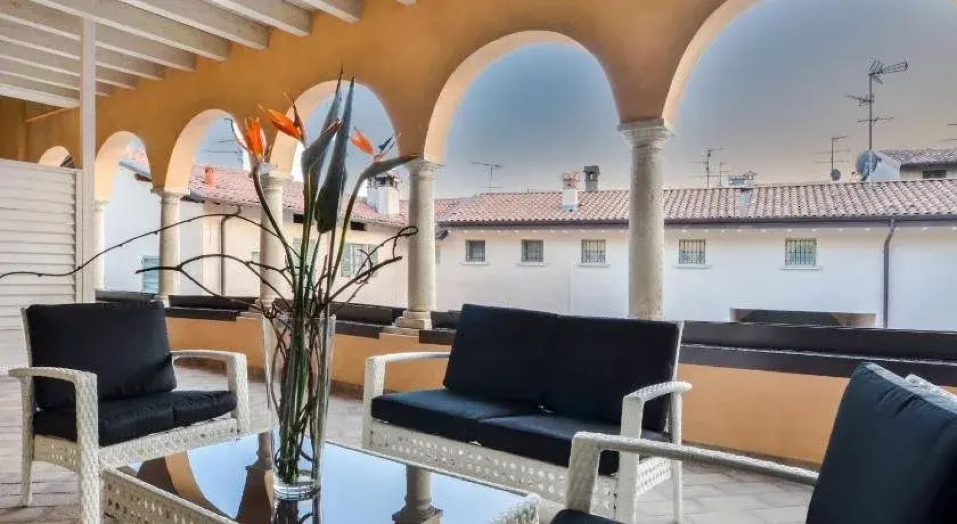 Polpenazze Halldis Apartments