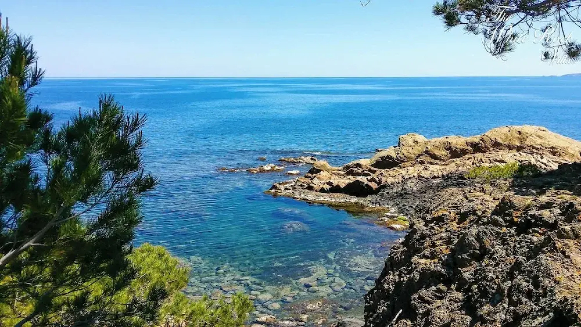 White Rock Villa With Breathtaking Views and Pool