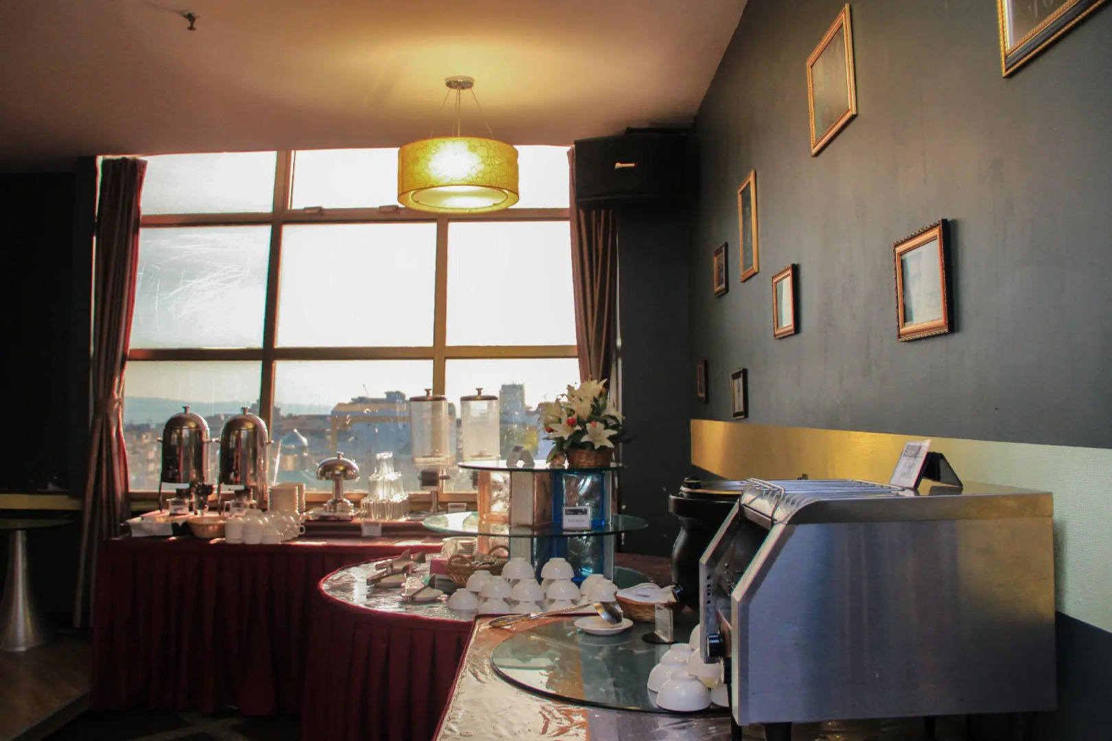 Shervinton Executive Boutique Hotel