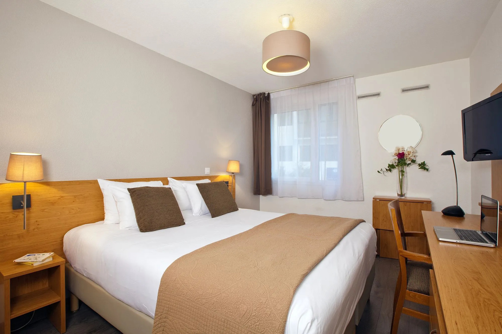 Séjours & Affaires Pantin Charles de Gaulle