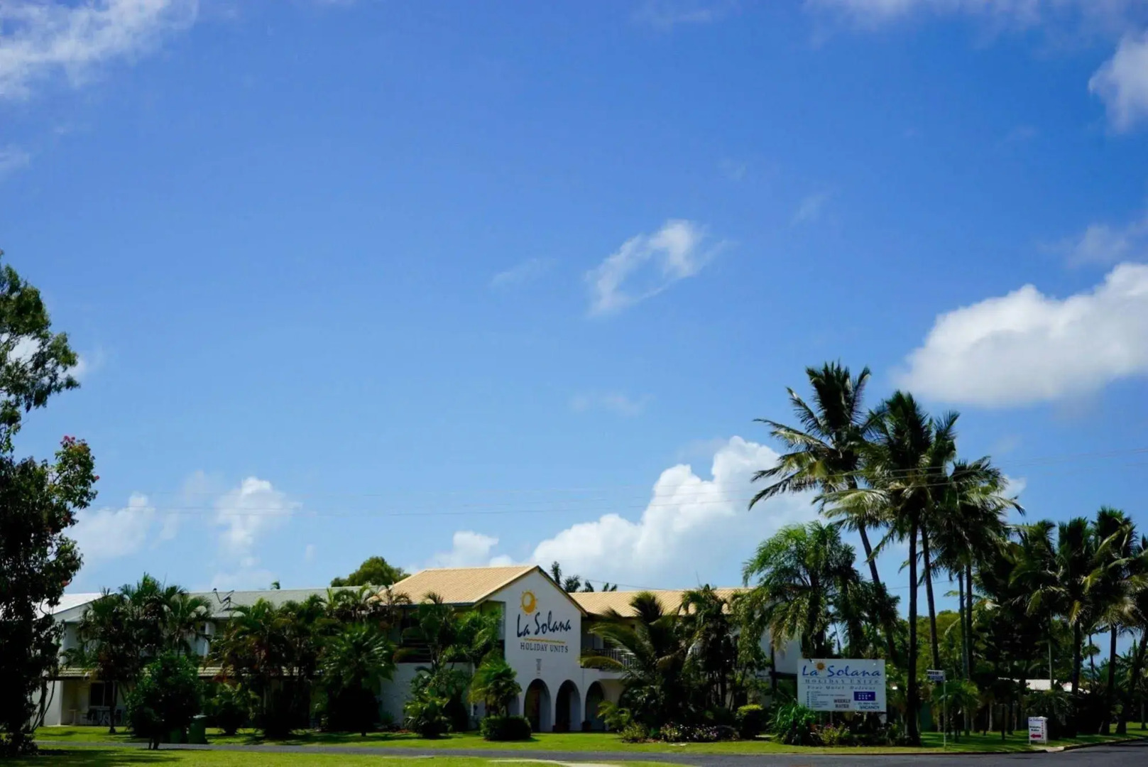 La Solana Holiday Units - MACKAY - Blacks Beach