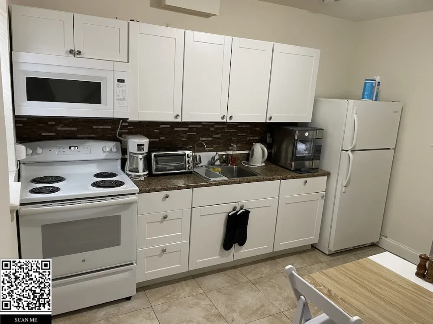 Downtown Private Rooms- Close to Topgolf