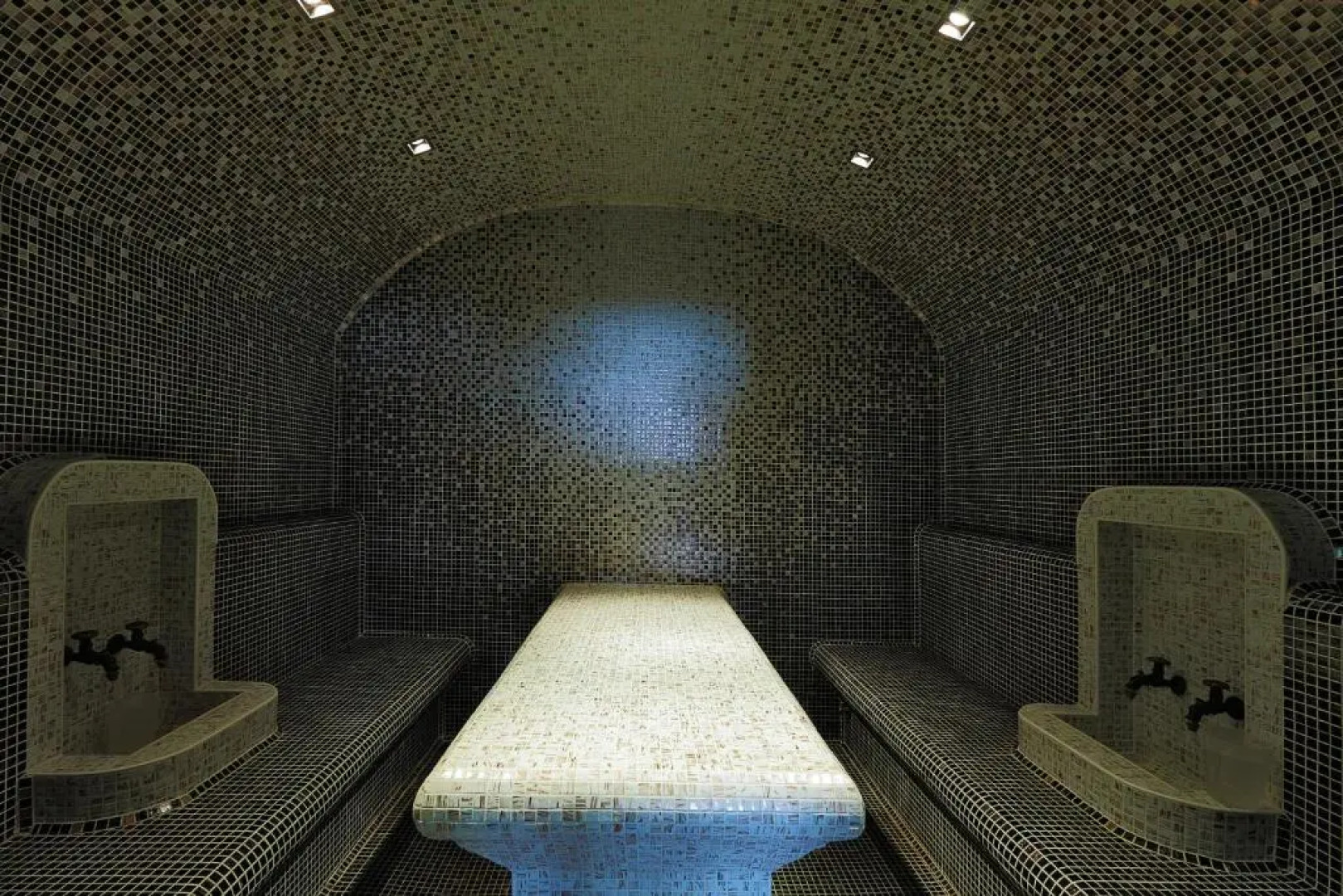 Forest Nook Aparthotel