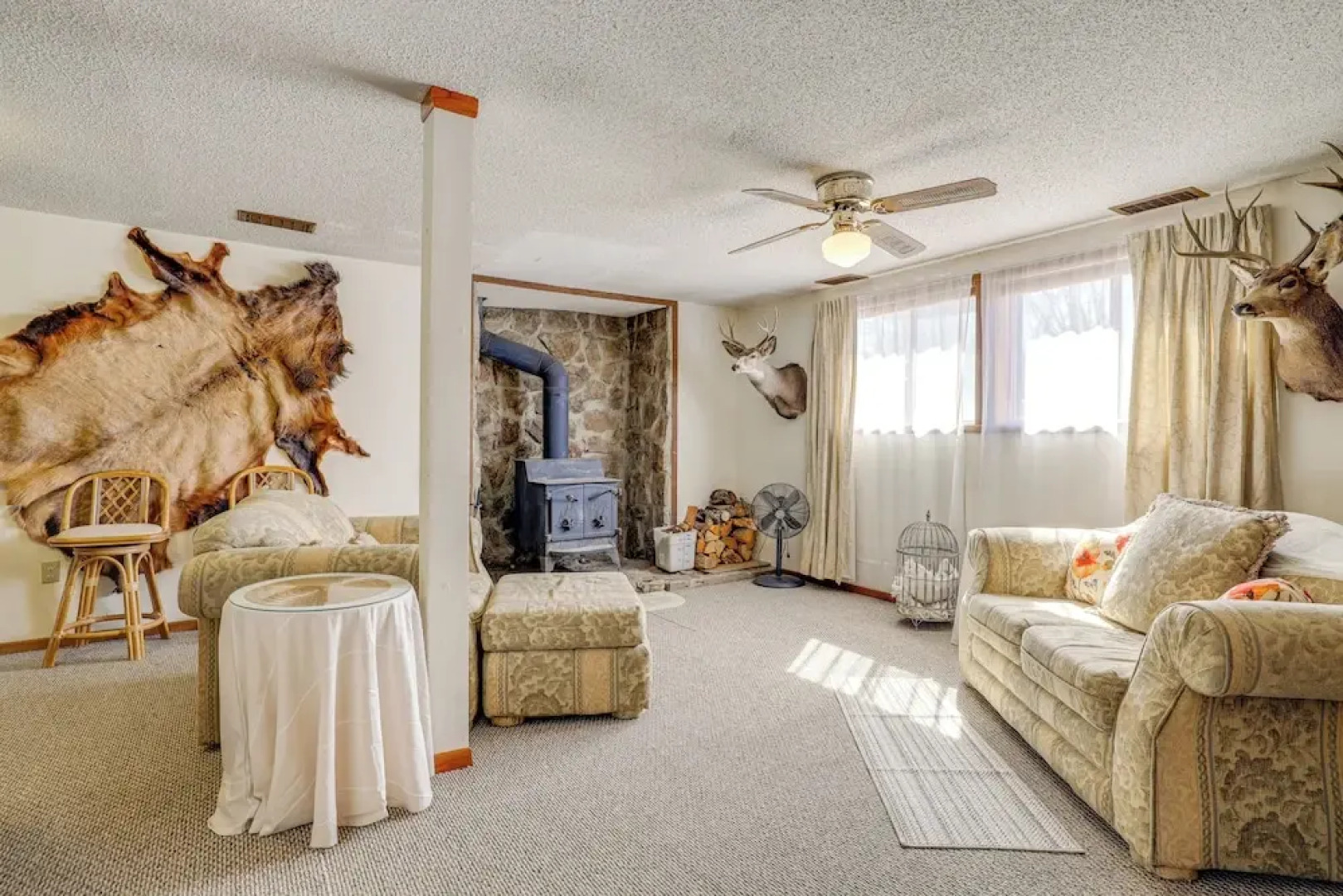 Charming Elk Mountain Home: Hunt, Hike & Fish!