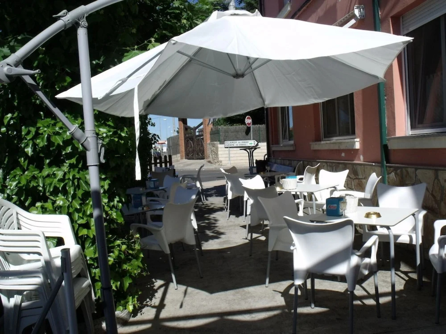 Hostal Salones Victoria