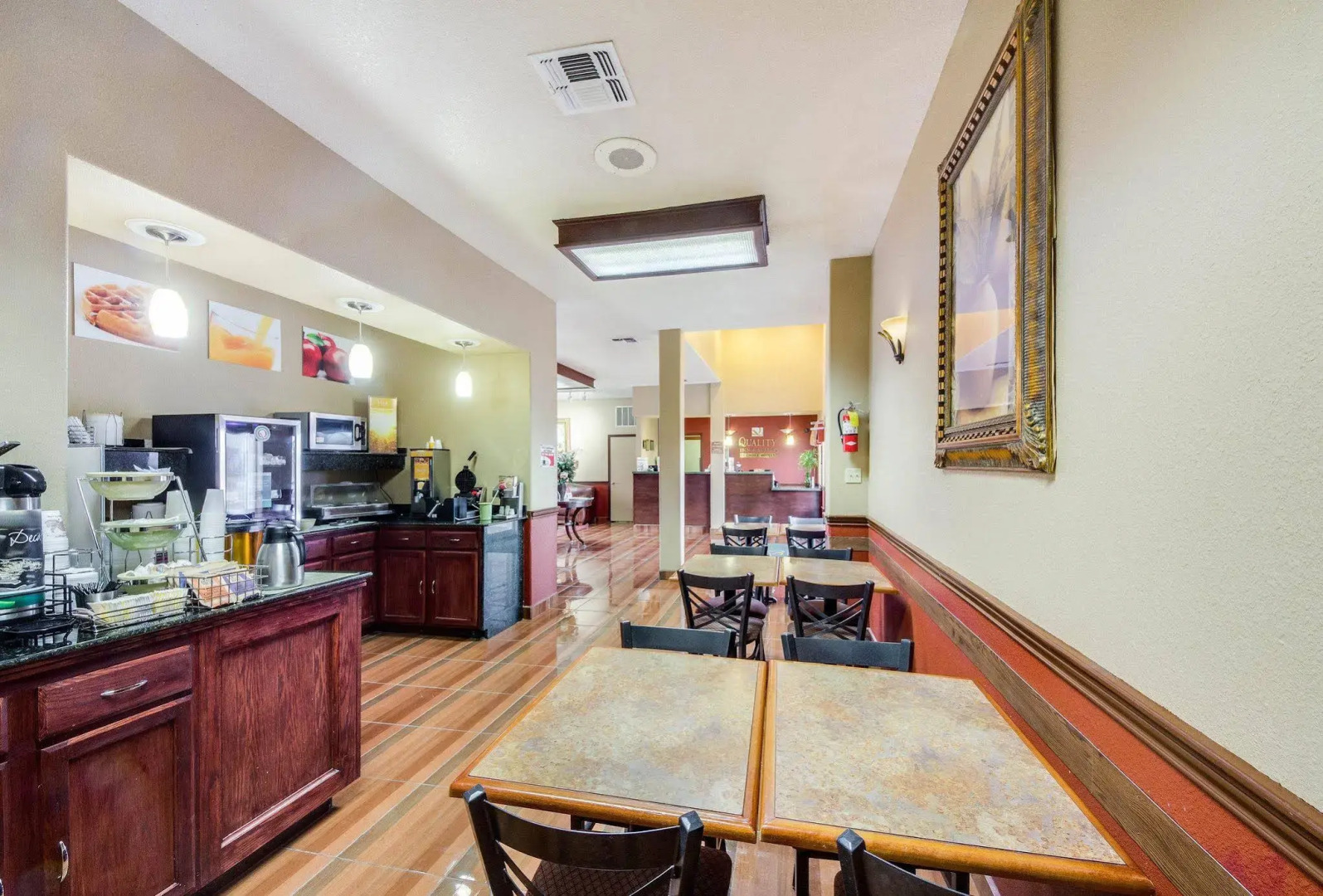Econo Lodge Inn & Suites Eagle Pass