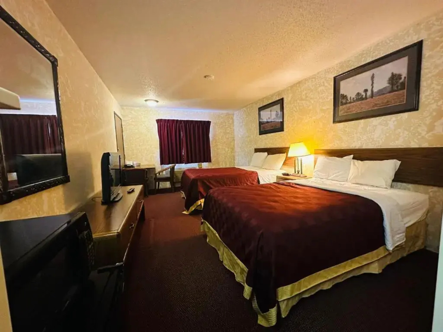 Howard Johnson West Fargo