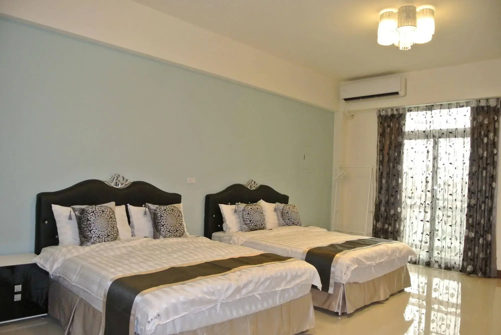 Pisces 82 Home B&B