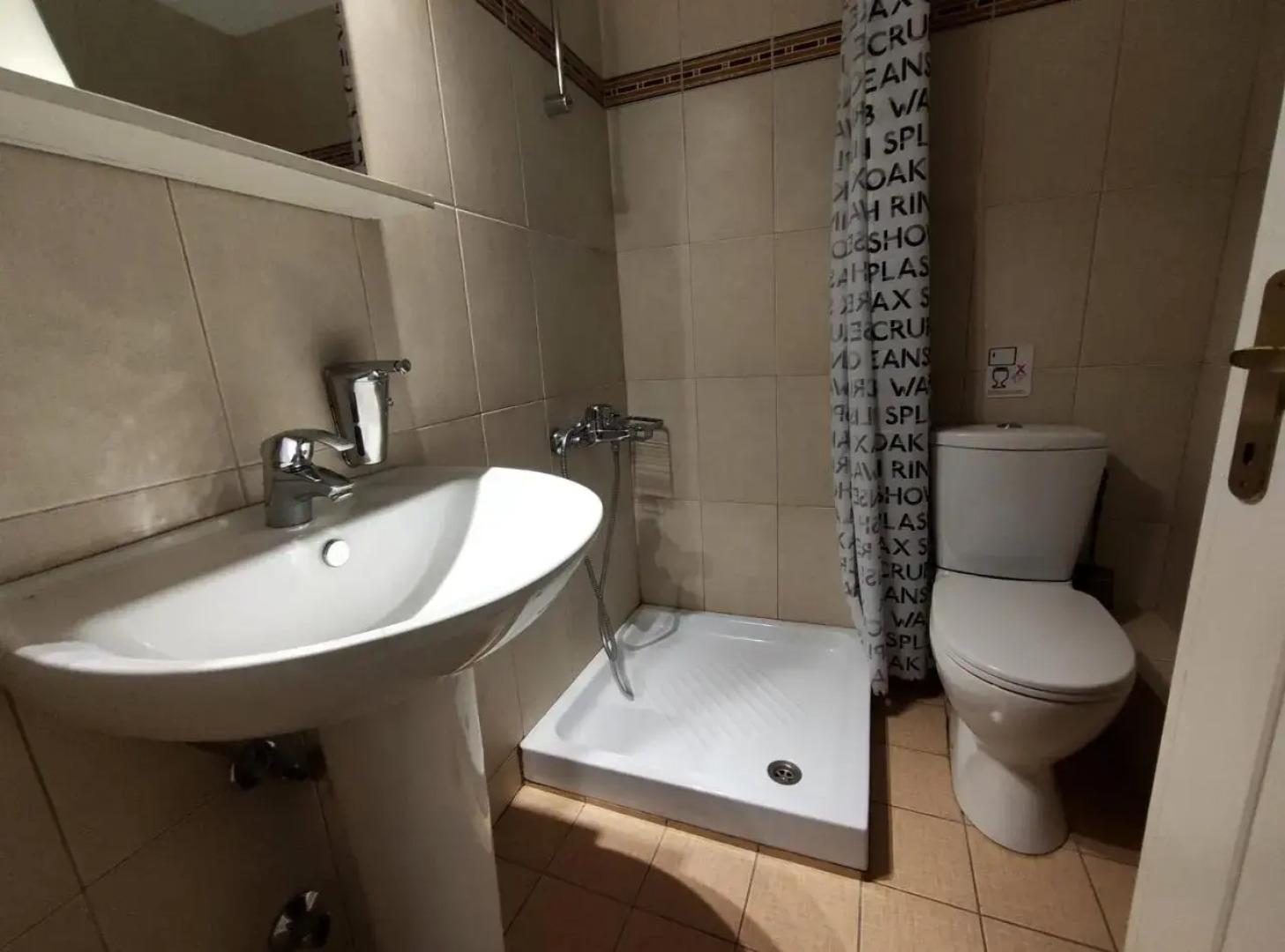 Katerina Rooms & Suites